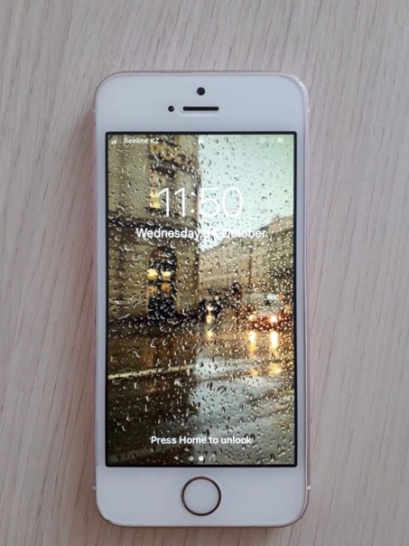 Apple iPhone SE 64 ГБ