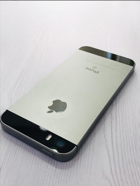 Apple iPhone SE 32 ГБ