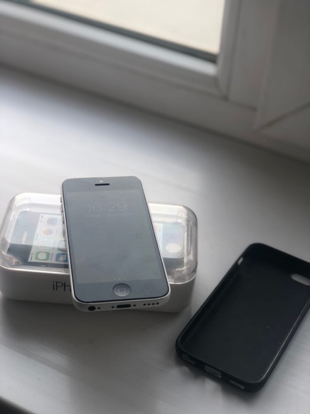 Apple iPhone 5c 8 ГБ
