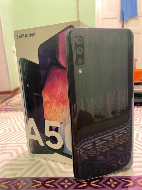 Samsung Galaxy A50 64 ГБ