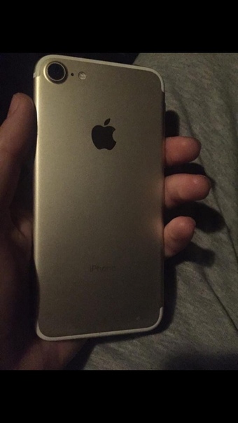 Apple iPhone 7