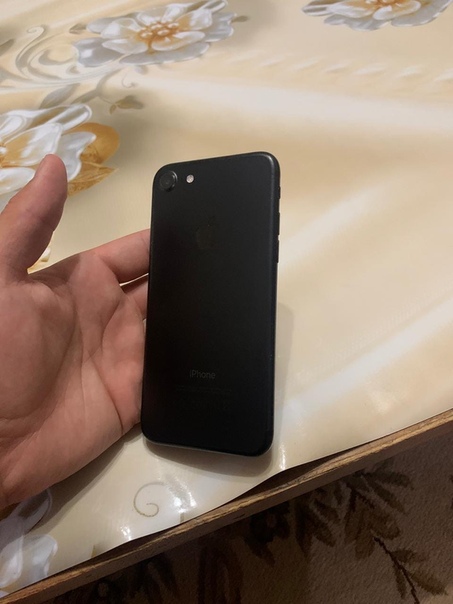 Apple iPhone 7