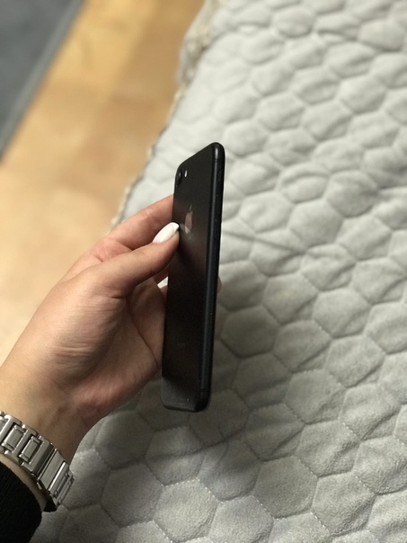 Apple iPhone 7 32 ГБ