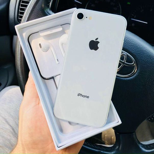 Apple iPhone 8