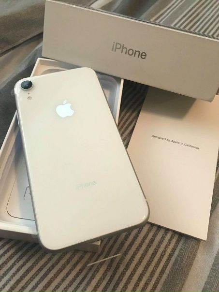Apple iPhone XR