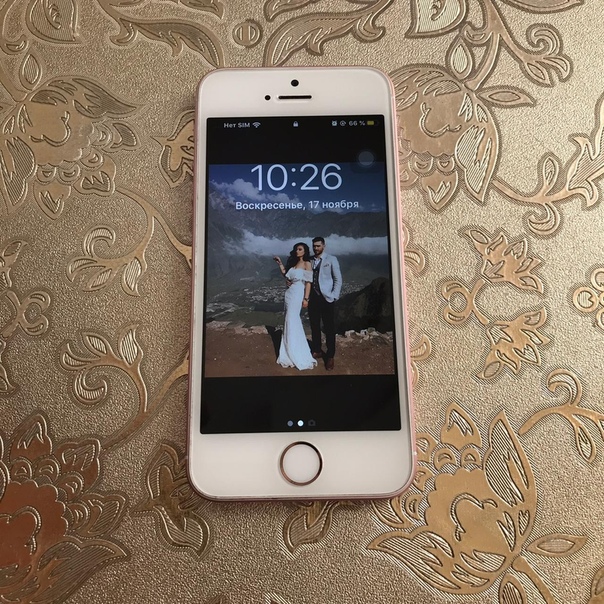 Apple iPhone SE