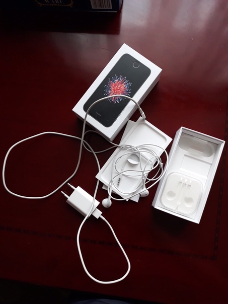 Apple iPhone SE