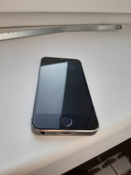 Apple iPhone 5s 32 ГБ