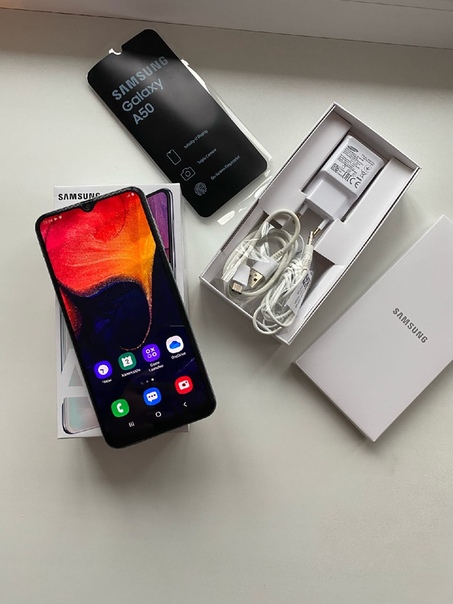 Samsung Galaxy A50 4/64 ГБ