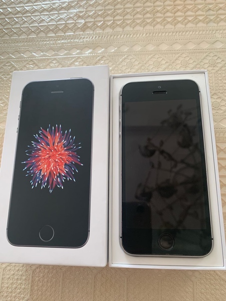 Apple iPhone SE