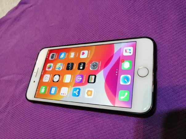 Apple iPhone 8 Plus 64 ГБ
