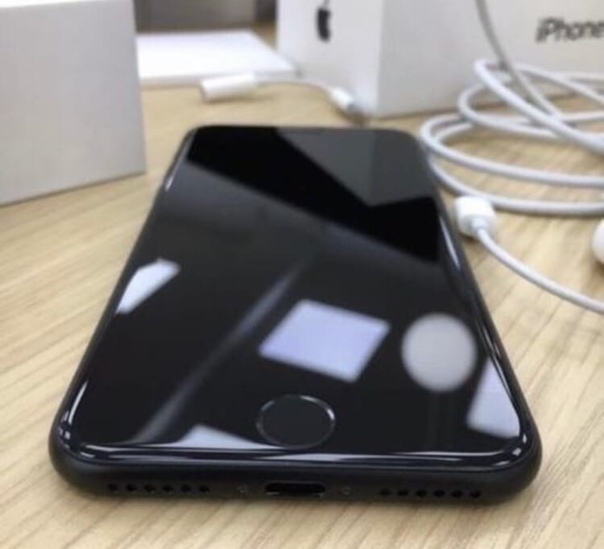 Apple iPhone 7 32 ГБ